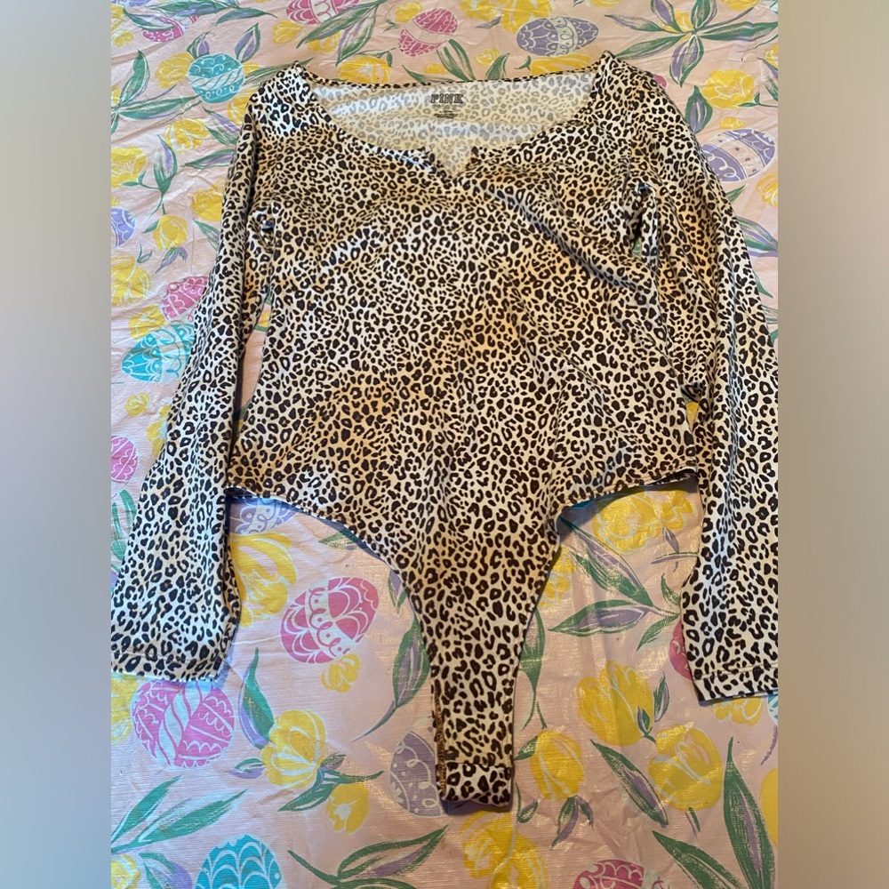 Pink leopard print Longsleeve bodysuit